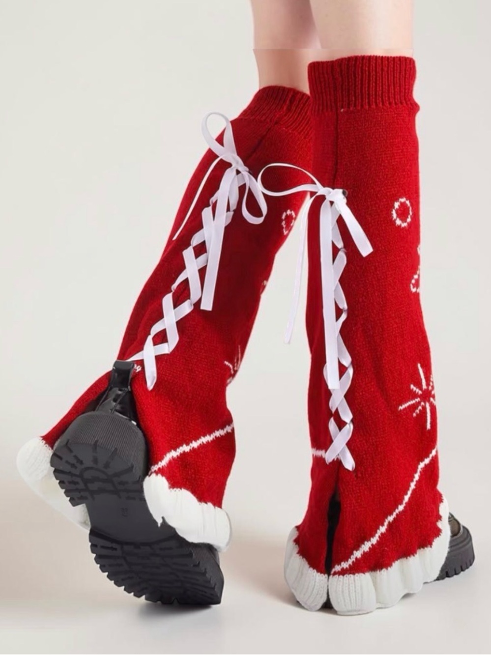 Red Lace-Up Knee-High Knit Leg Warmers with White Ribbon - Picture 4 of 10